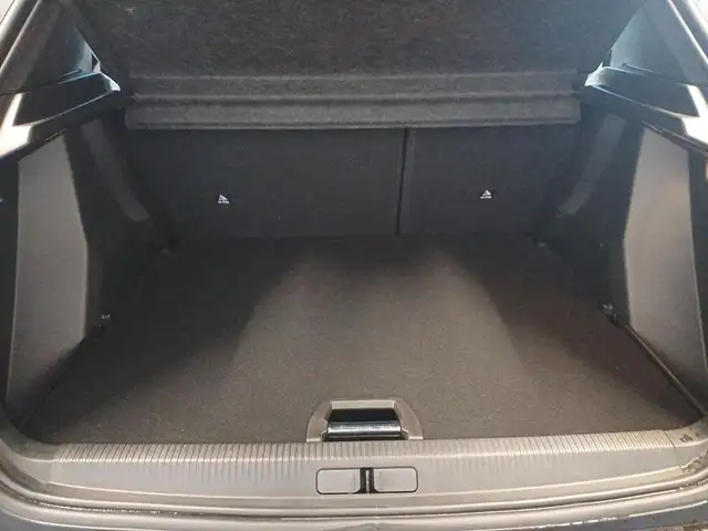 Peugeot 2008 view 7