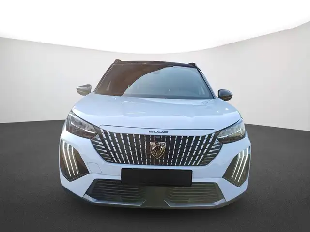 Peugeot 2008 view 2