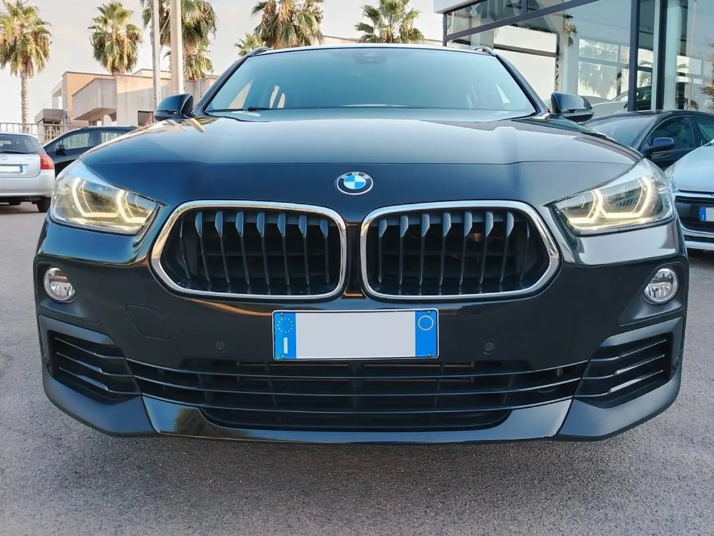 BMW X2 sdrive18d Business Steptronic Noir - 2