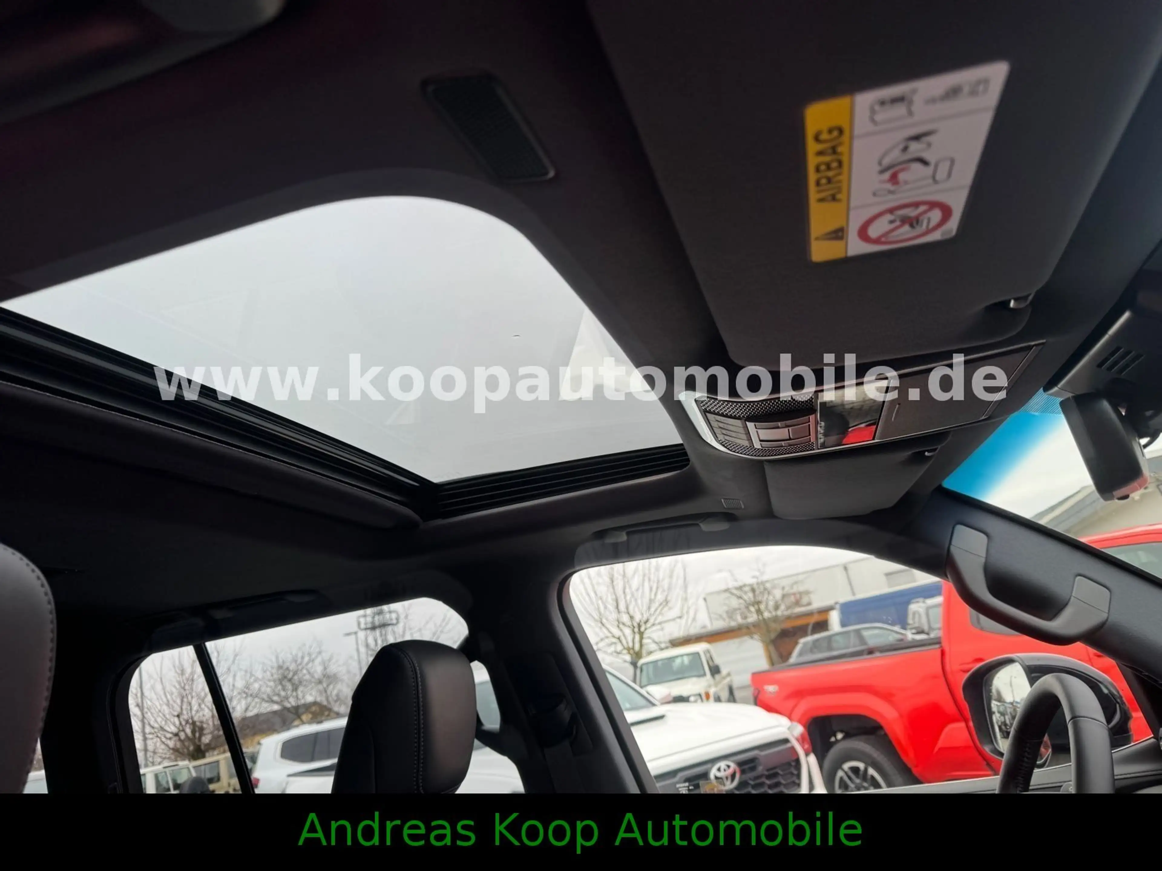 Toyota Land Cruiser 300 Premium ZX Mod 2026 3,5i V6 5-Sitze Sofort — photo 5