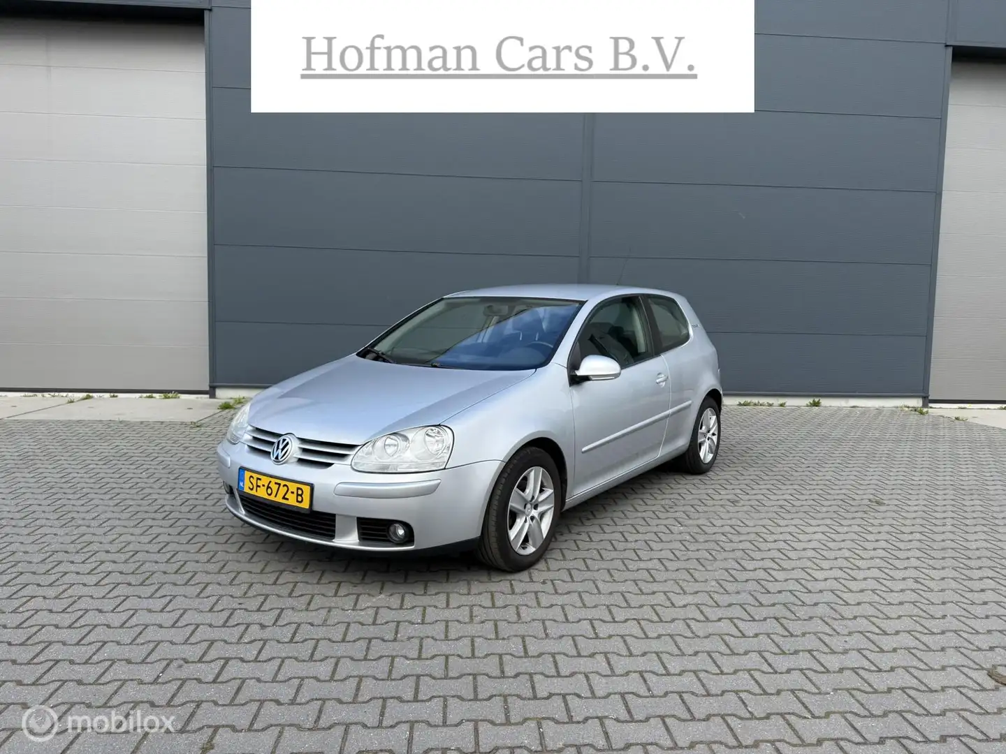 Volkswagen Golf 1.4 Trendline Nw APK Grijs - 1