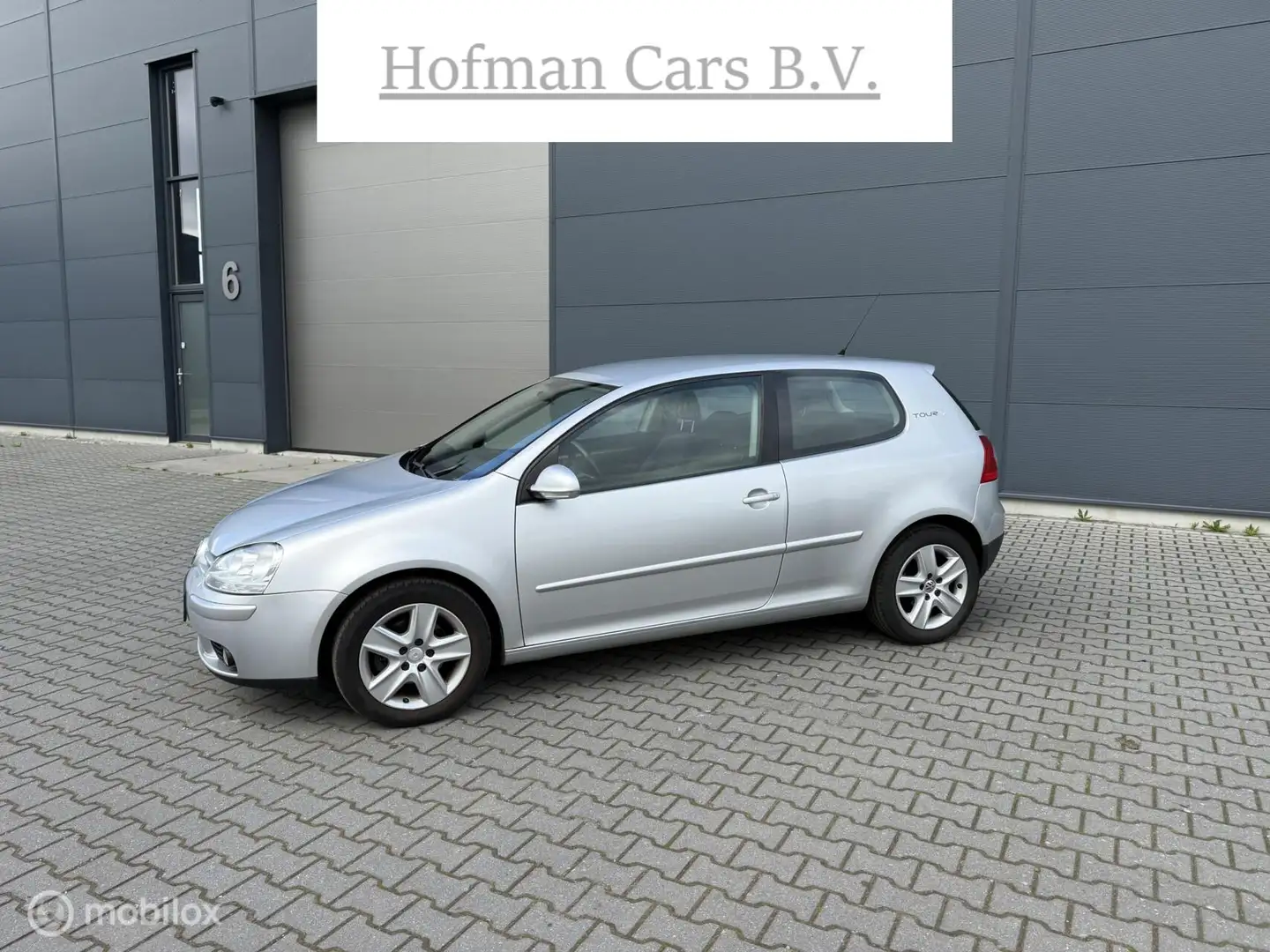 Volkswagen Golf 1.4 Trendline Nw APK Grijs - 2