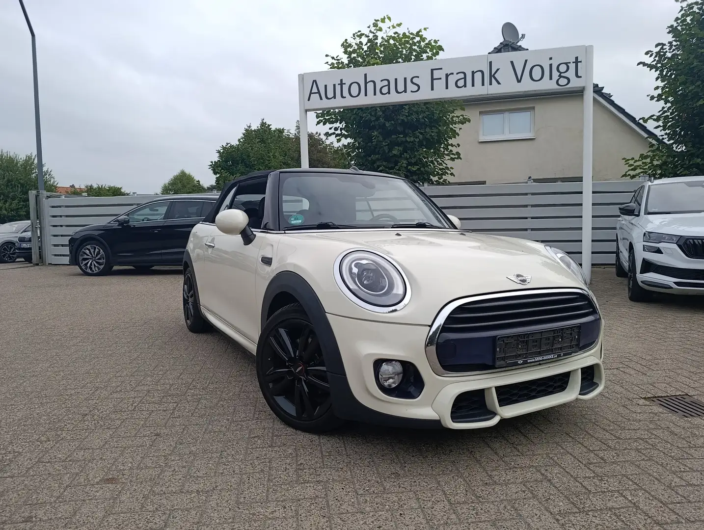 MINI Cooper Cooper Weiß - 1