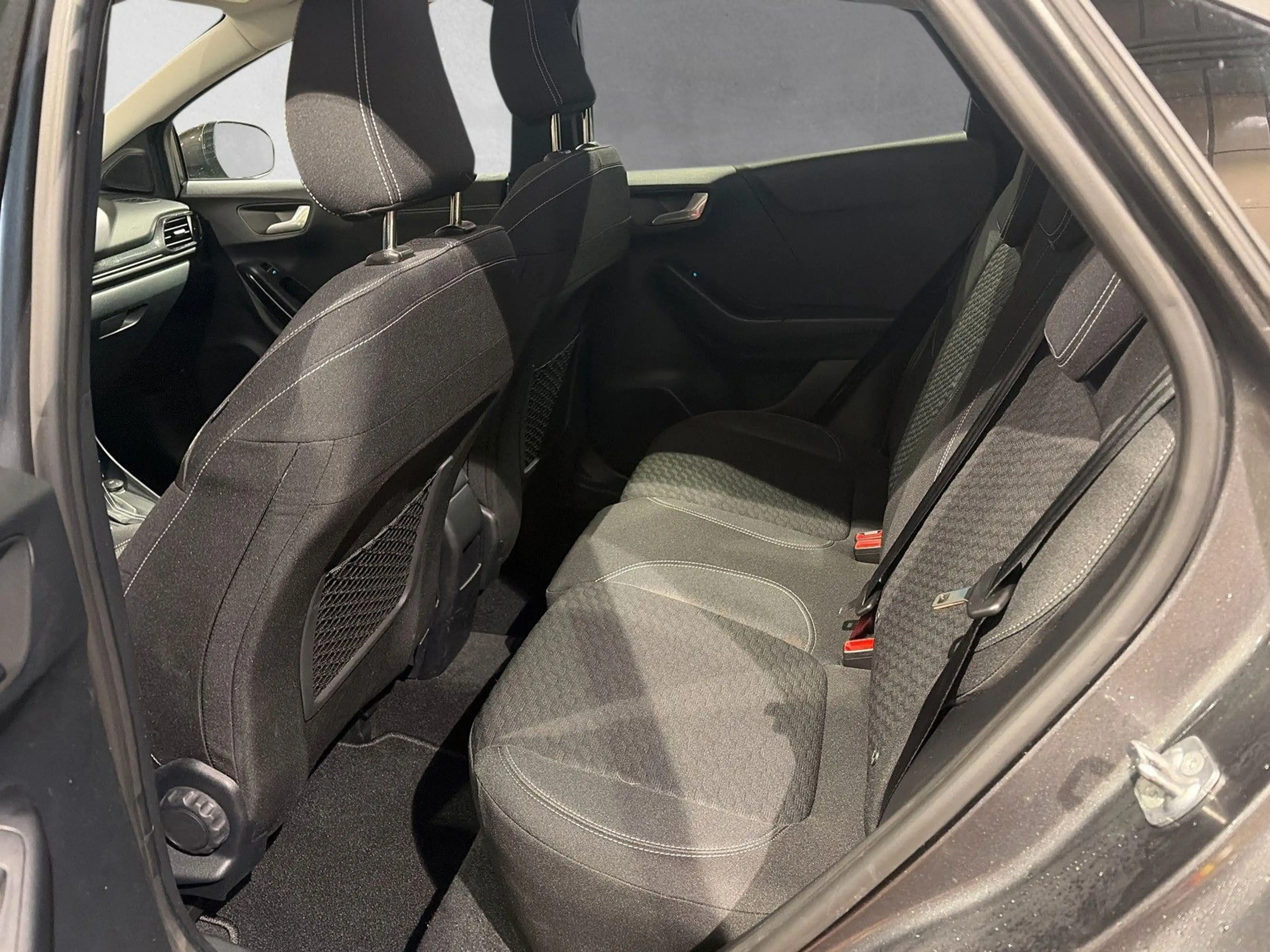 Ford Puma Titanium — photo 10