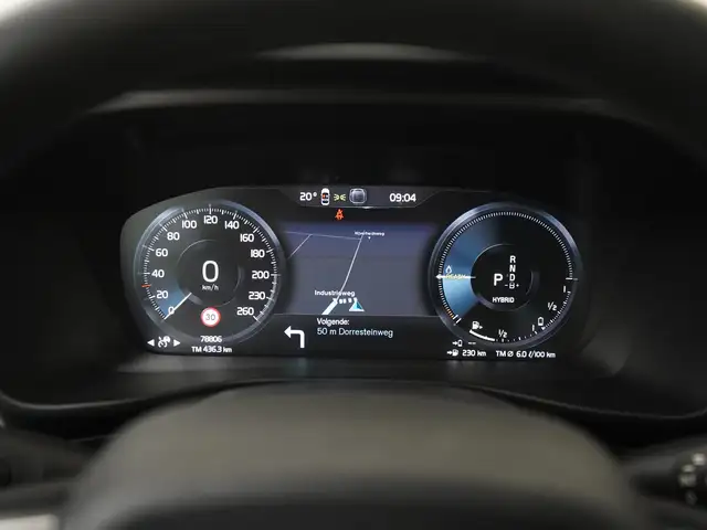 Volvo XC40 view 10