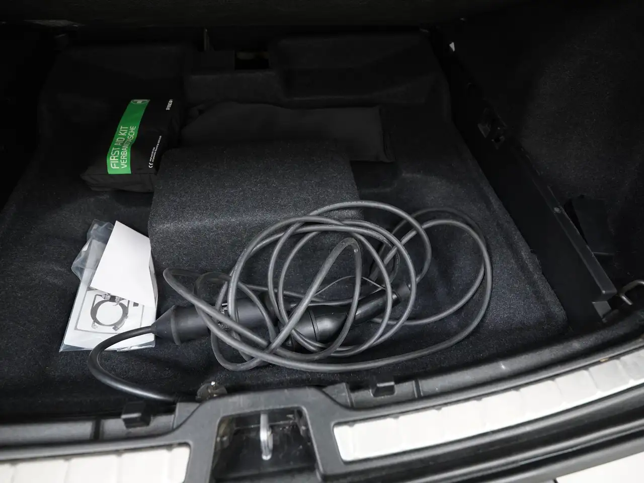 Volvo XC40 1.5 T4 Recharge Inscription Trekhaak Panoramad, миниатюра 27