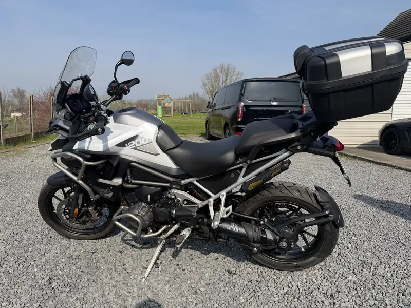 Triumph Tiger 1200 - foto 4