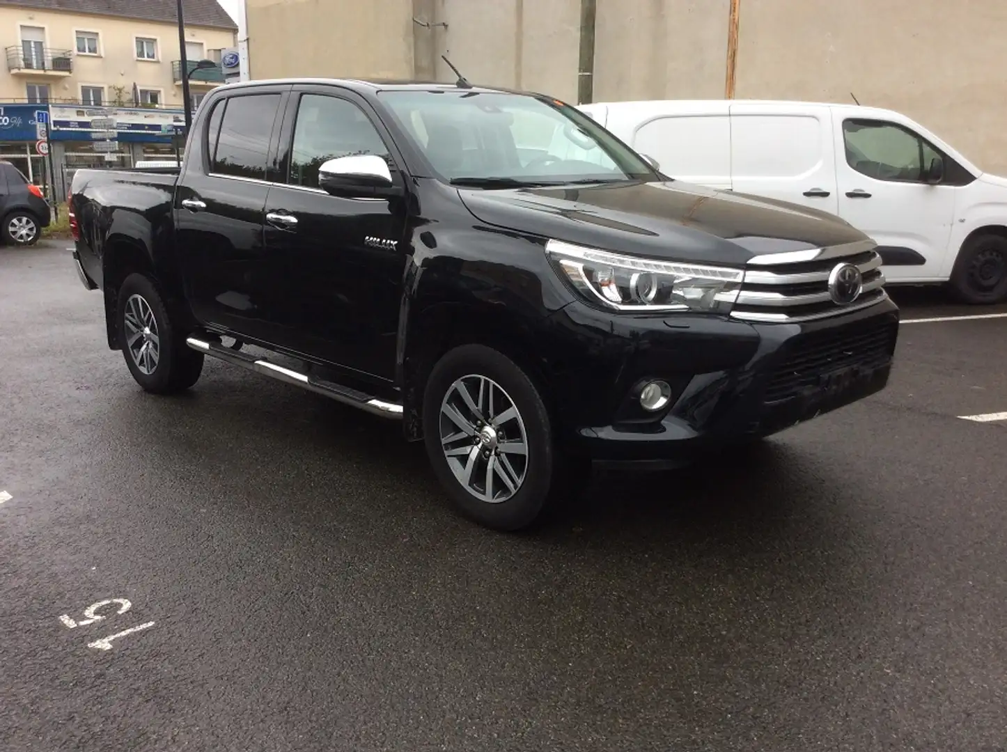 Toyota Hilux IV 4WD 2.4 D-4D 150 DOUBLE CABINE Noir - 1