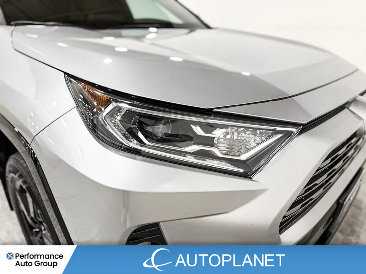 Toyota RAV 4 снимка Toyota RAV 4