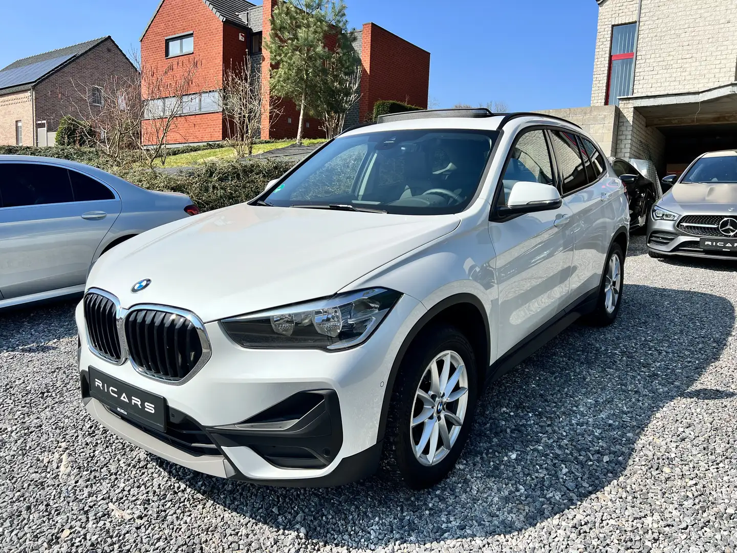 BMW X1 2.0dA sDrive18 Panorama Cuir Gps Carnet GARANTIE 1 Blanc - 1