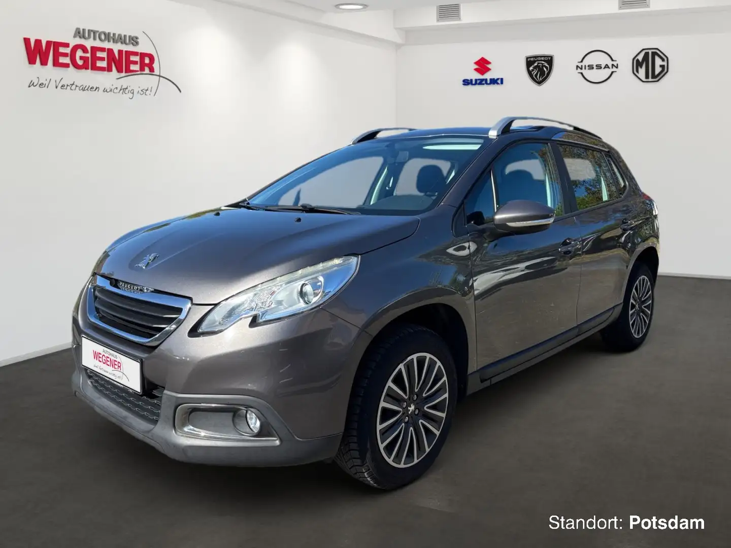 Peugeot 2008 1.2 KLIMA SITZHEIZUNG ALLWETTER GEPFLEGT Grijs - 1