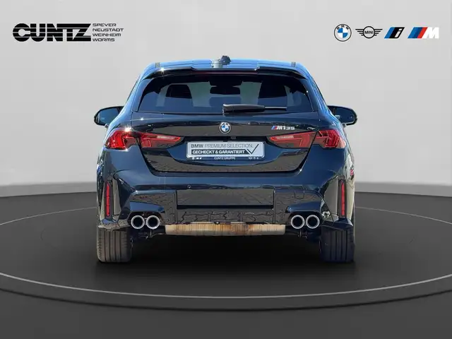 BMW 1 Series view 7