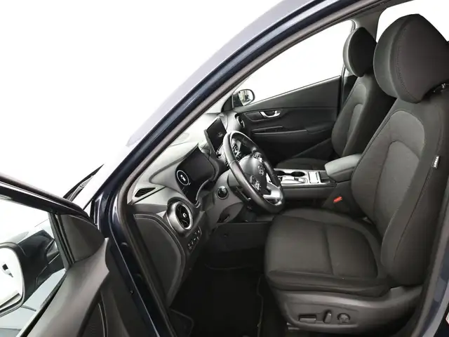 Hyundai Kona view 8