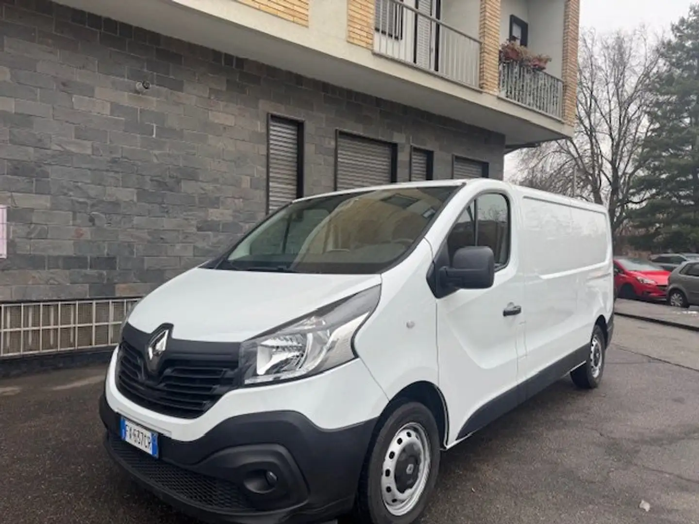 Renault Trafic passo lungo anno 2019 euro 6b Bianco - 1