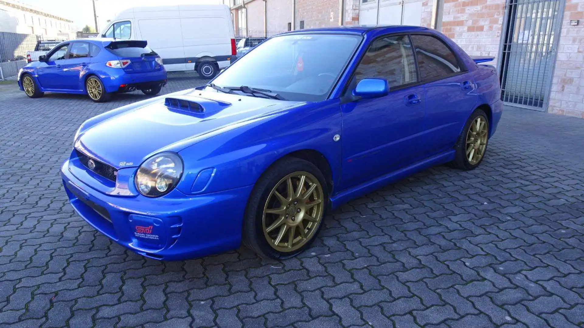 Subaru Impreza STI Bleu - 2