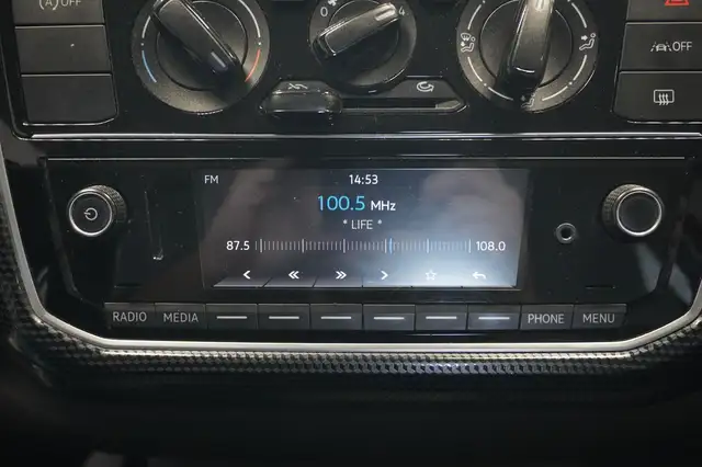 Volkswagen Up! view 12