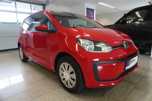Volkswagen Up! view 3