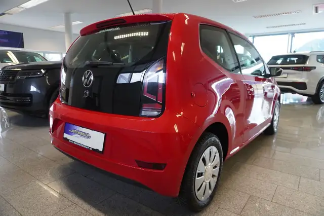 Volkswagen Up! view 5