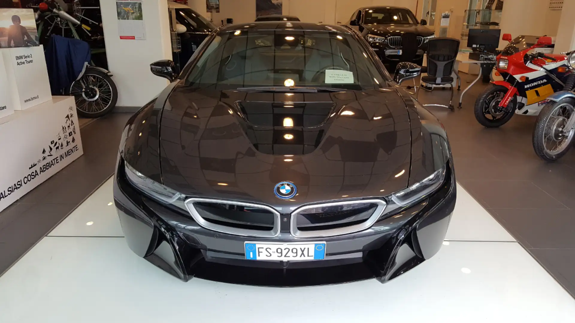 BMW i8 Coupé Grey - 2