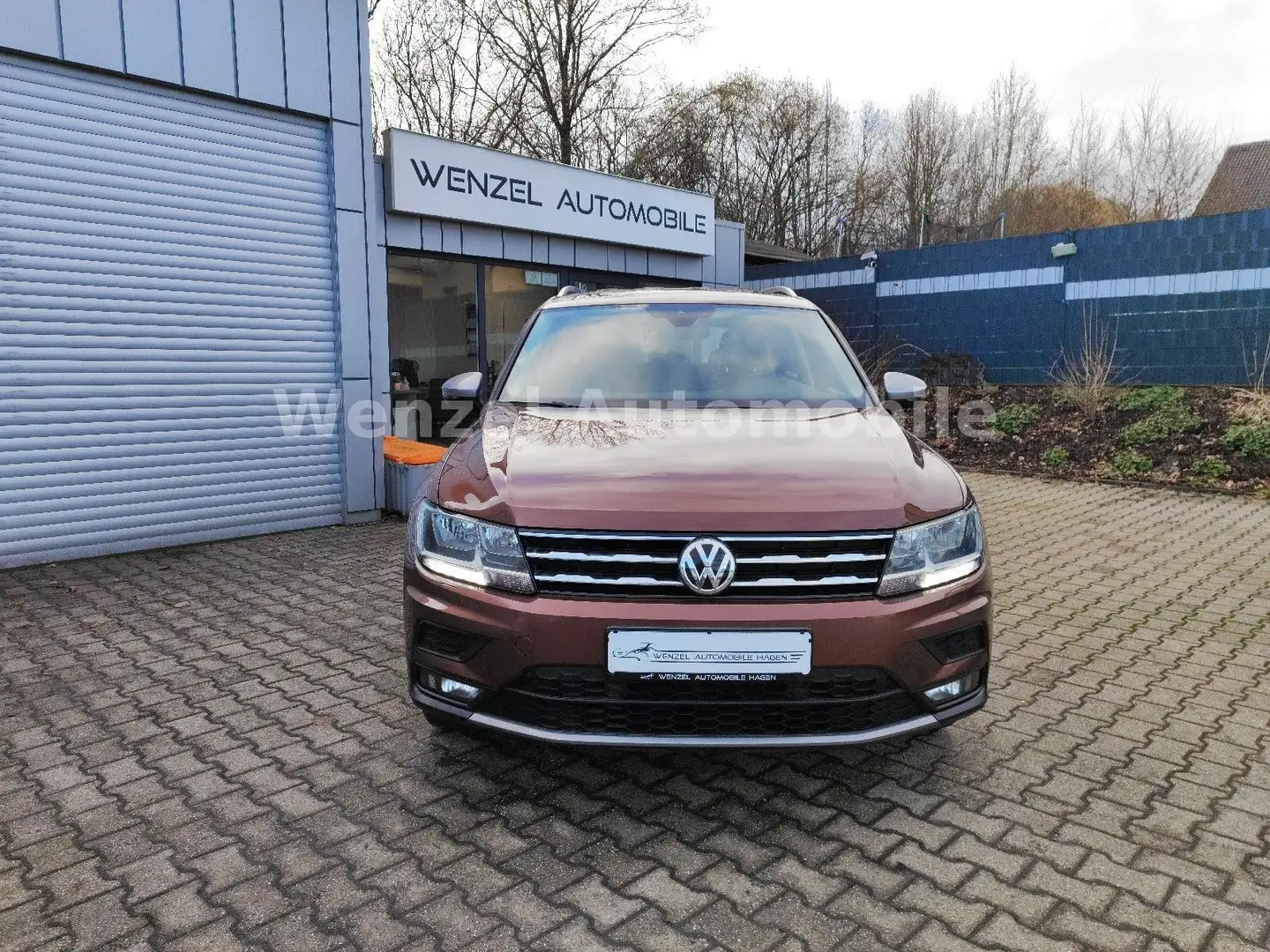 Volkswagen Tiguan Allspace *1.4TSI*NAVI*SPURHALTE*VIRTUAL* Коричневий - 2