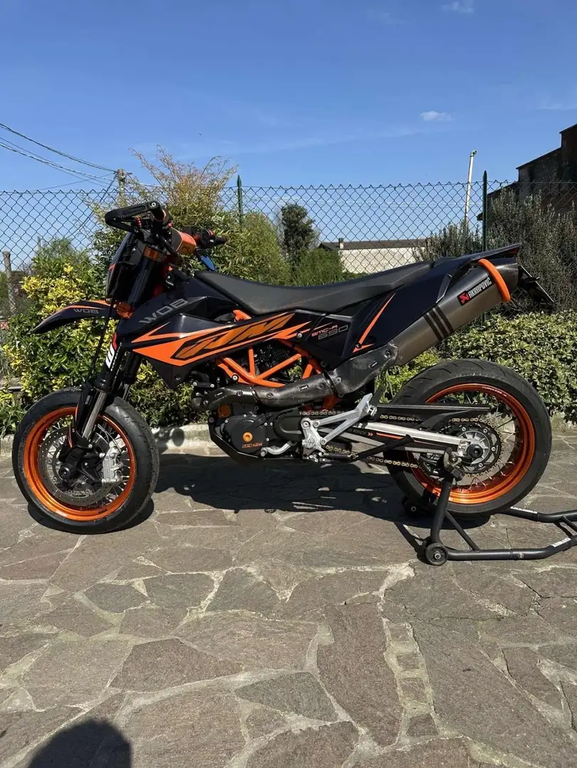 KTM 690 SMC R - 1