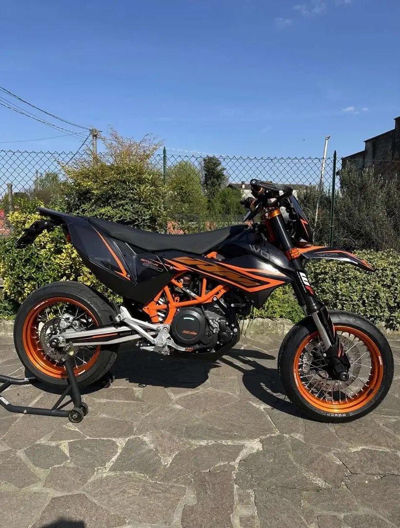 KTM 690 SMC R - 2