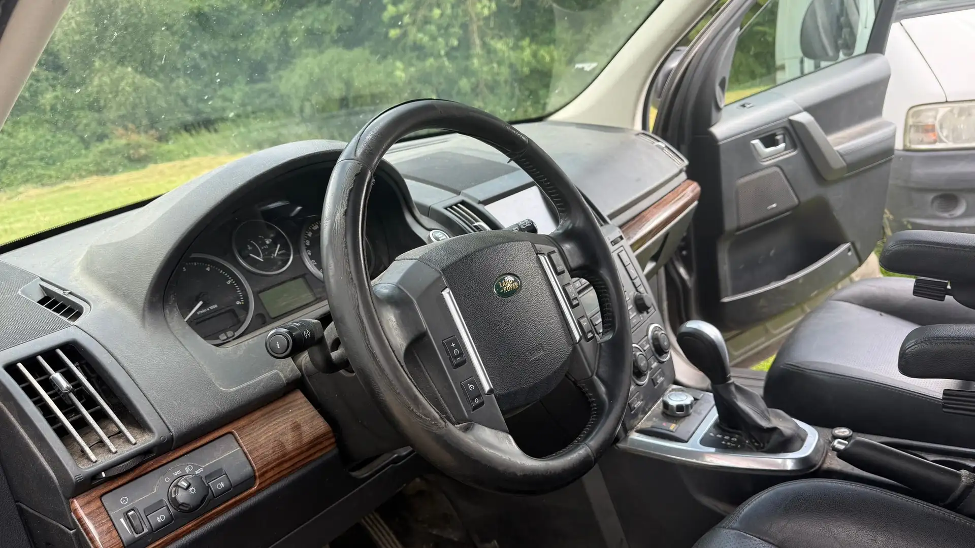 Land Rover Freelander E TD4 AUTOMATK Grijs - 2