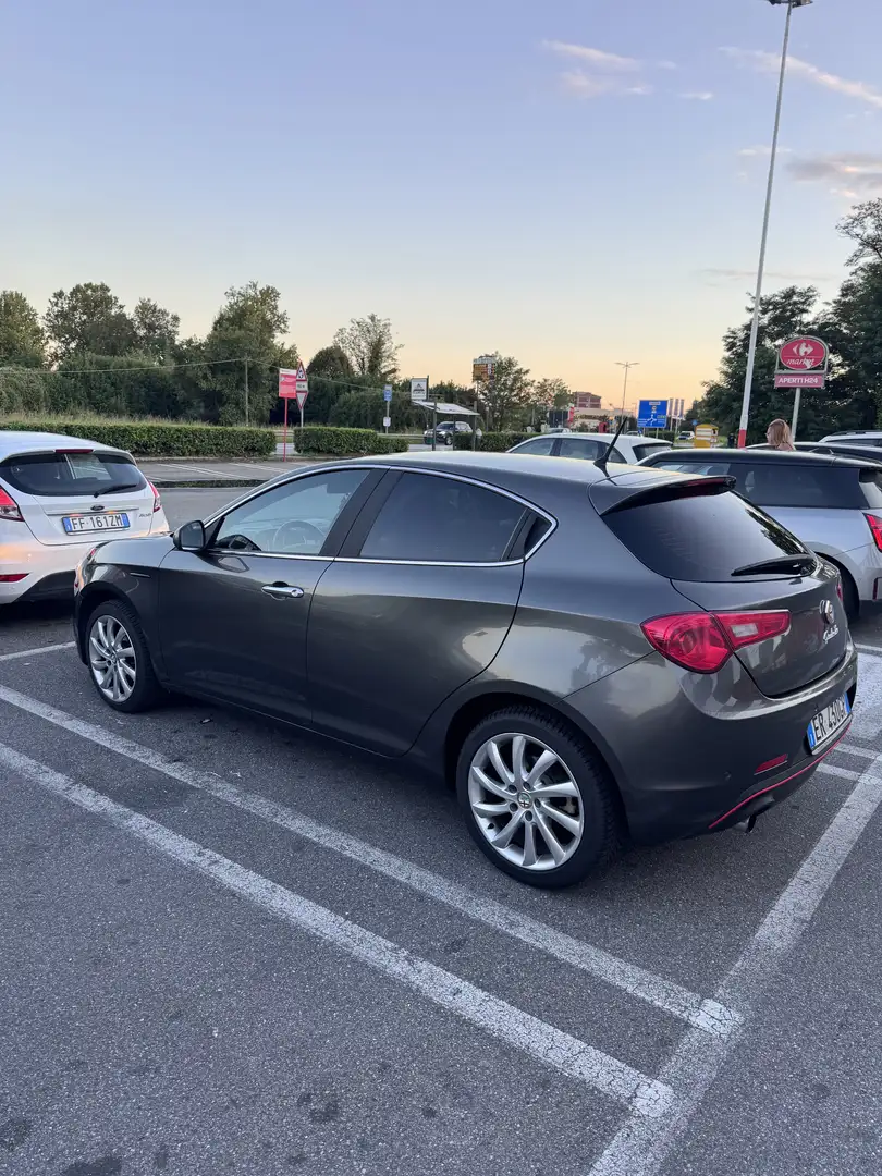 Alfa Romeo Giulietta 1.4 t. Distinctive 120cv - 1