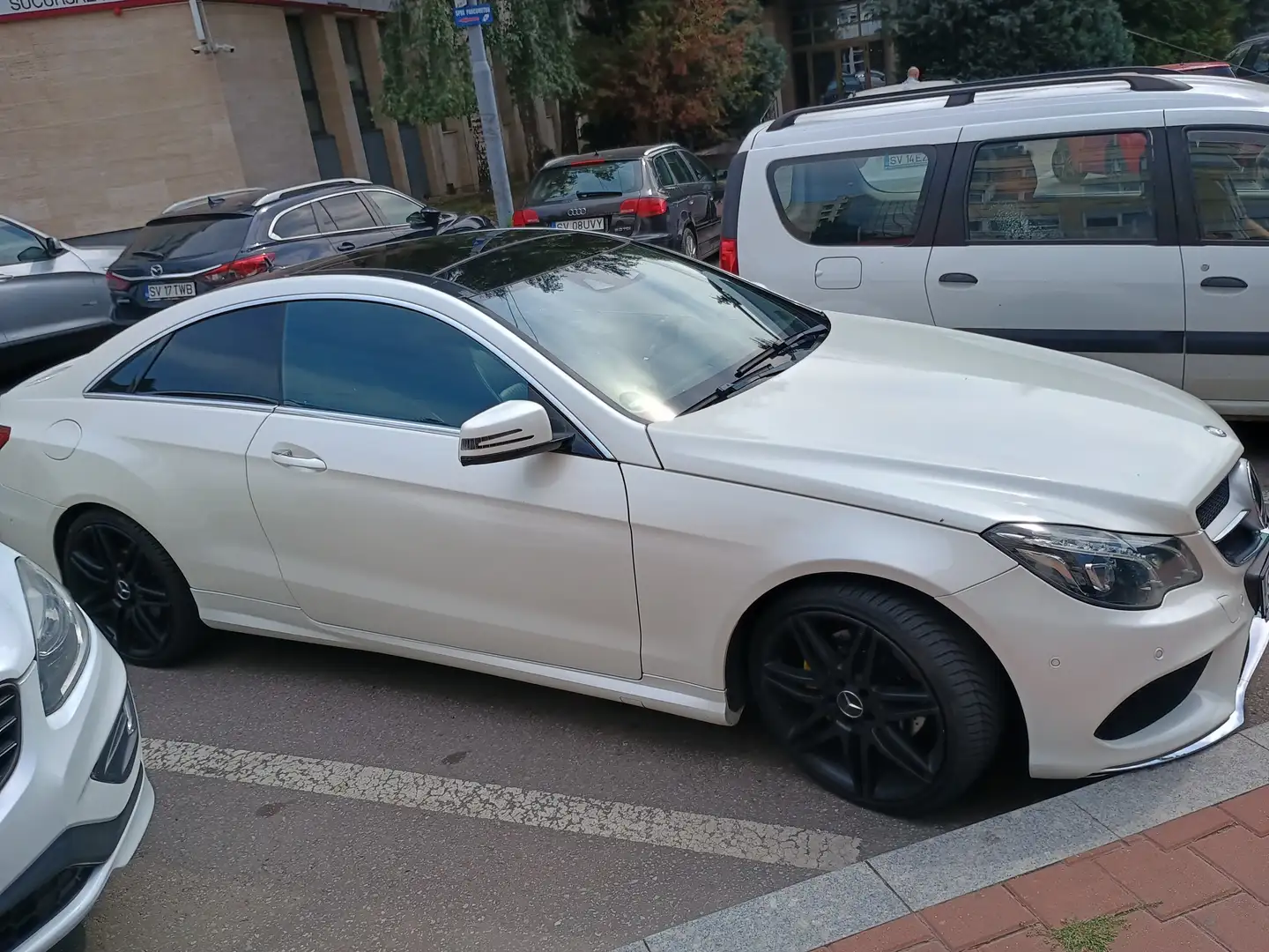 Mercedes-Benz E 350 E Coupe 350 Sport auto Bianco - 2