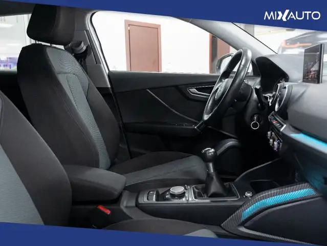 Audi Q2 view 14