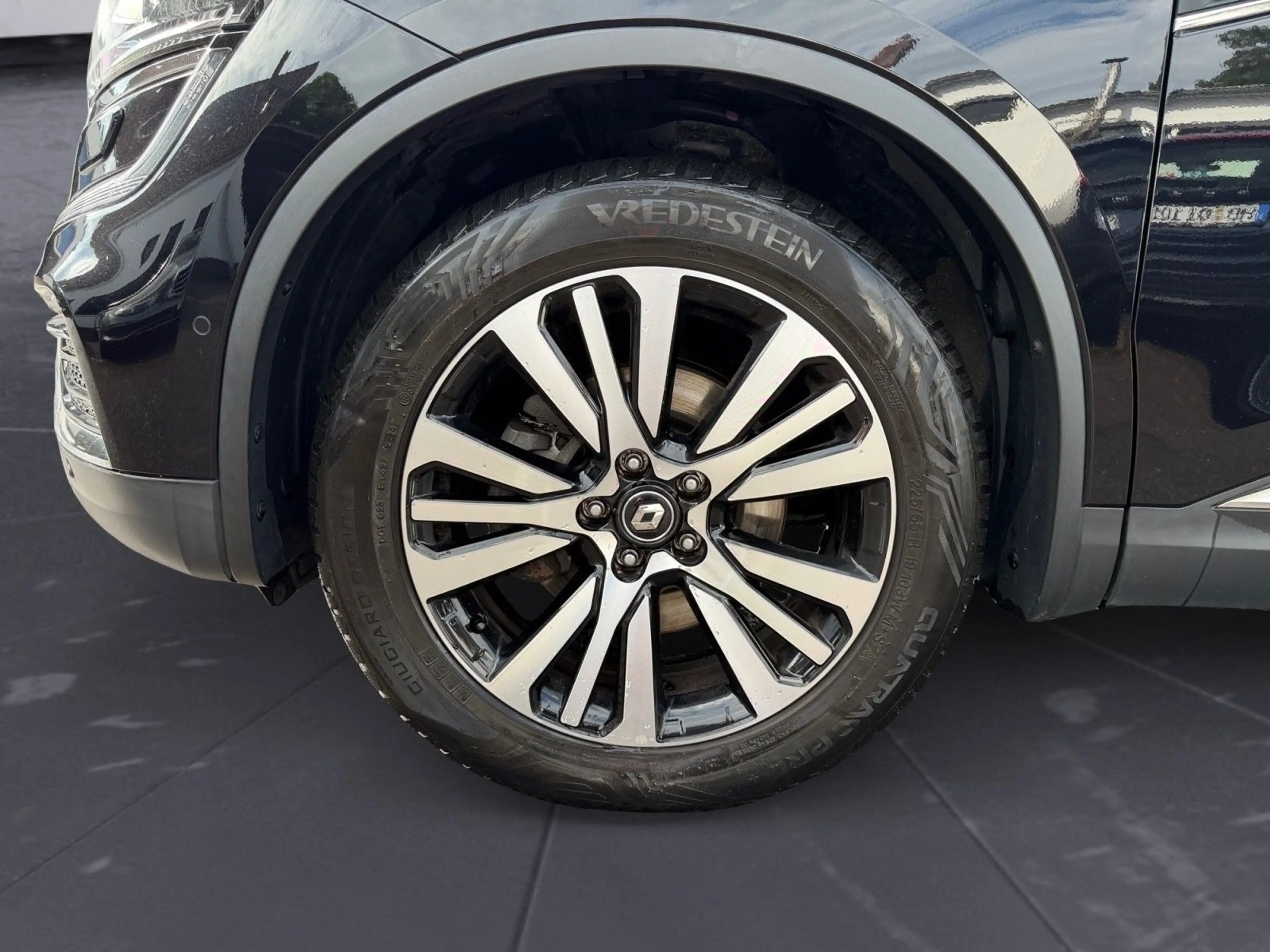Renault Koleos Initiale Paris 4x4 — photo 9