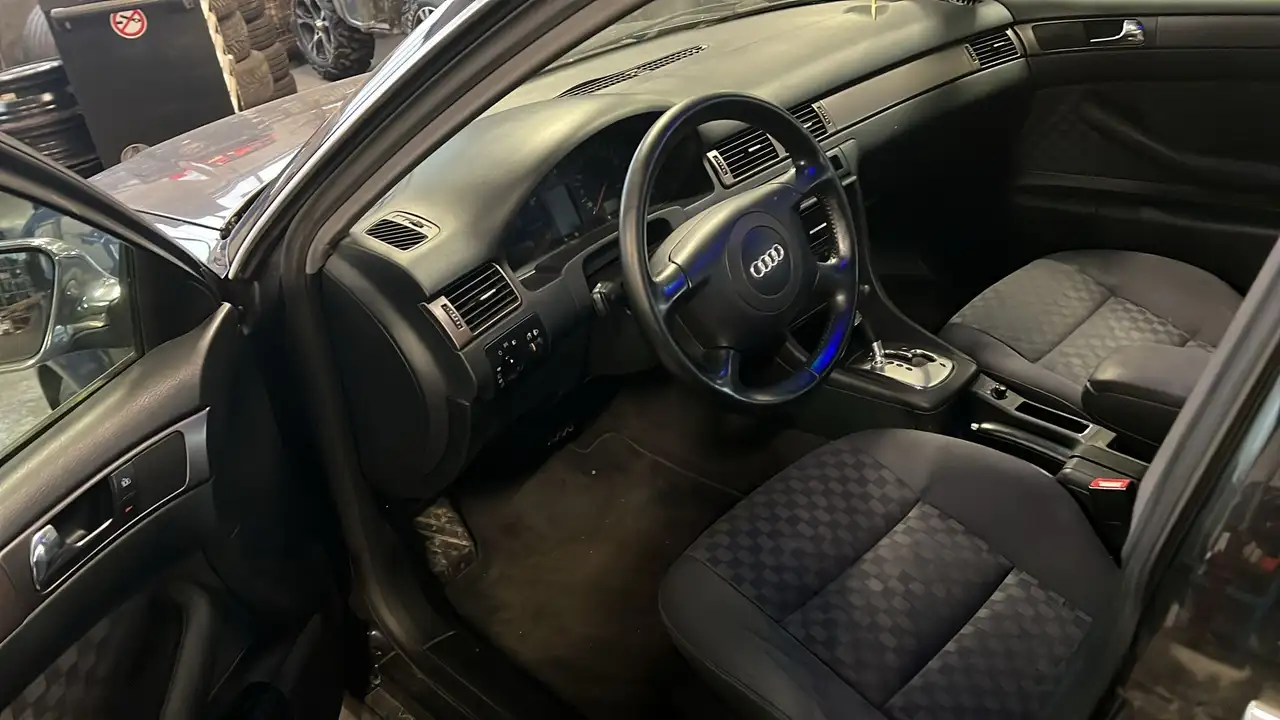 Audi A6 Avant 2.8, foto 6