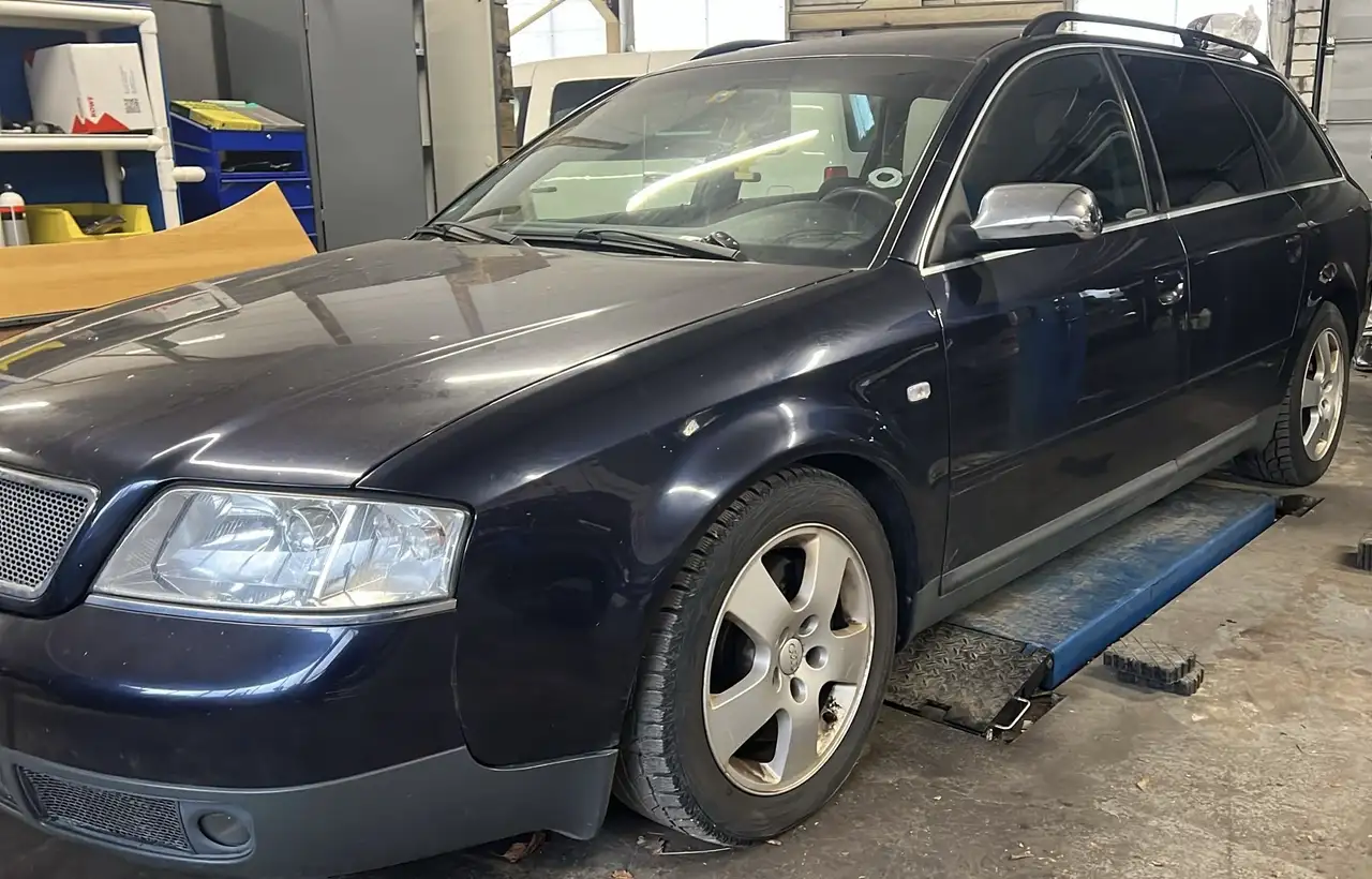 Audi A6 Avant 2.8, foto 3