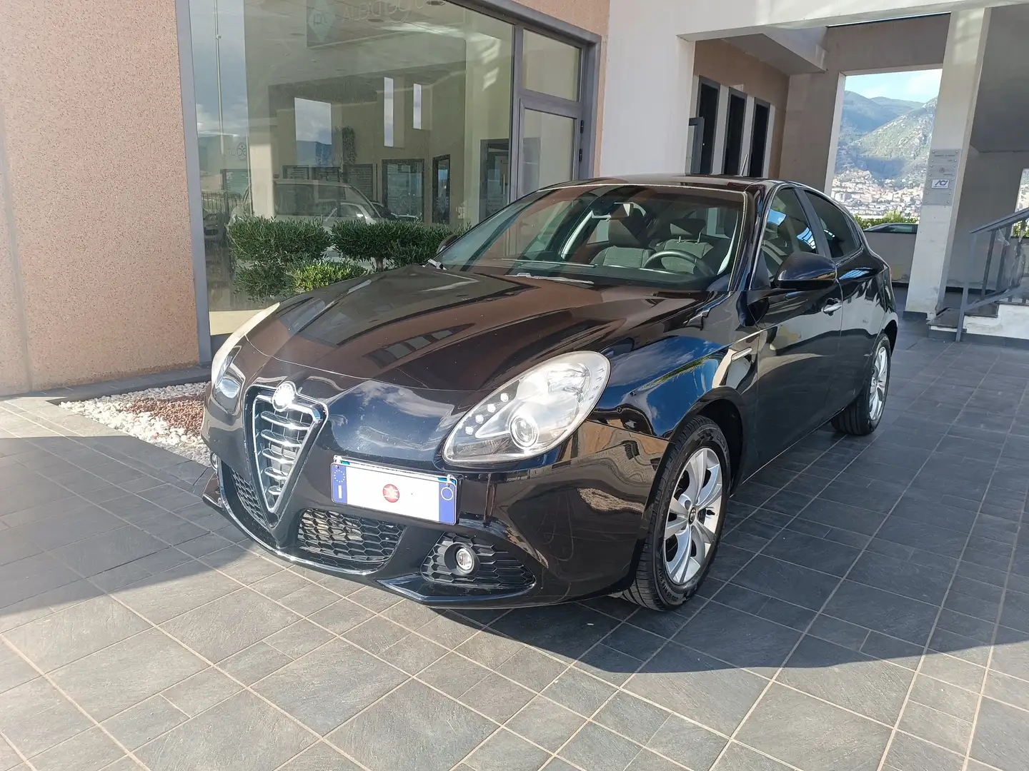 Alfa Romeo Giulietta Giulietta III 2010 1.6 jtdm-2 Progression Negro - 1