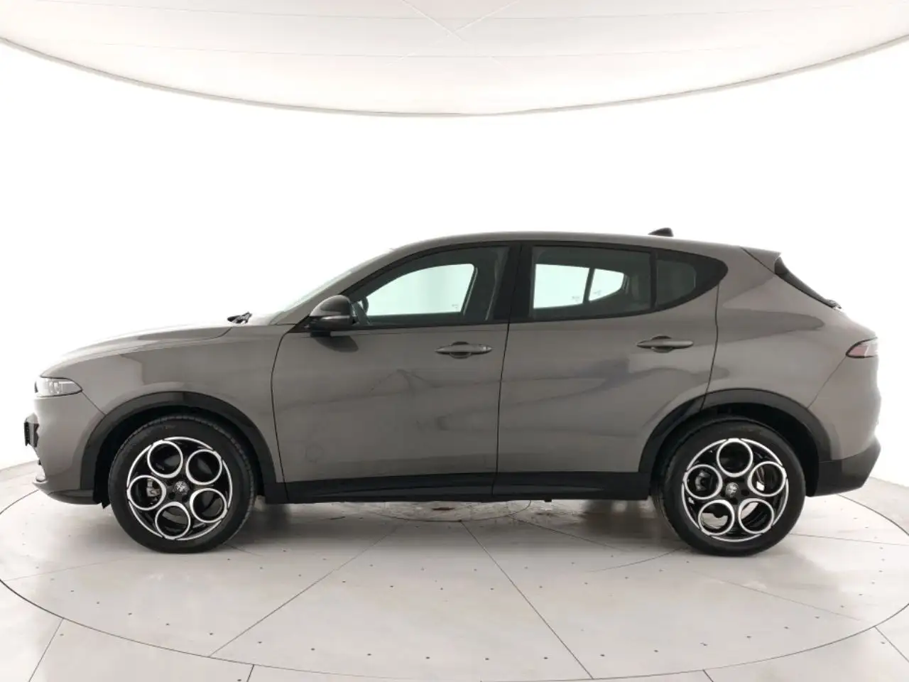 Alfa Romeo Tonale 2024