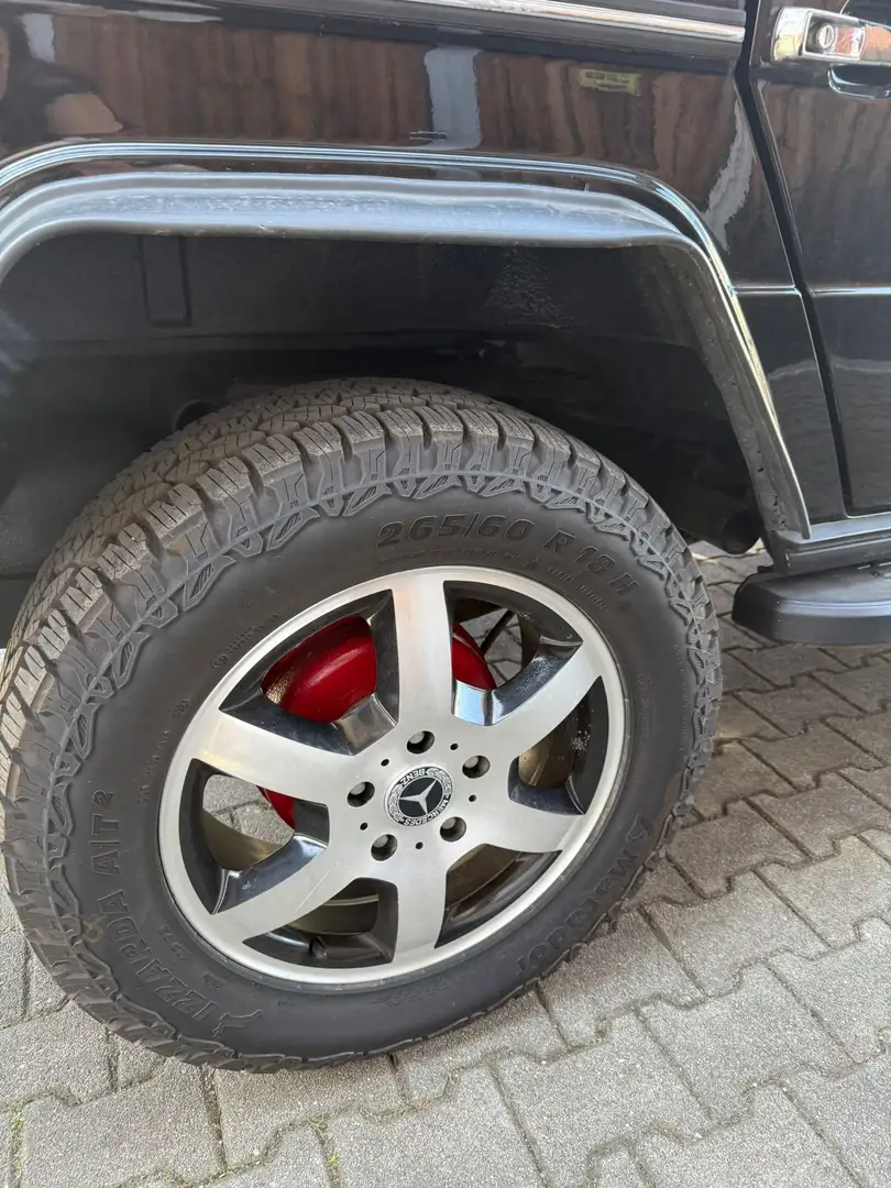 Mercedes-Benz G 300 300 GD Schwarz - 2