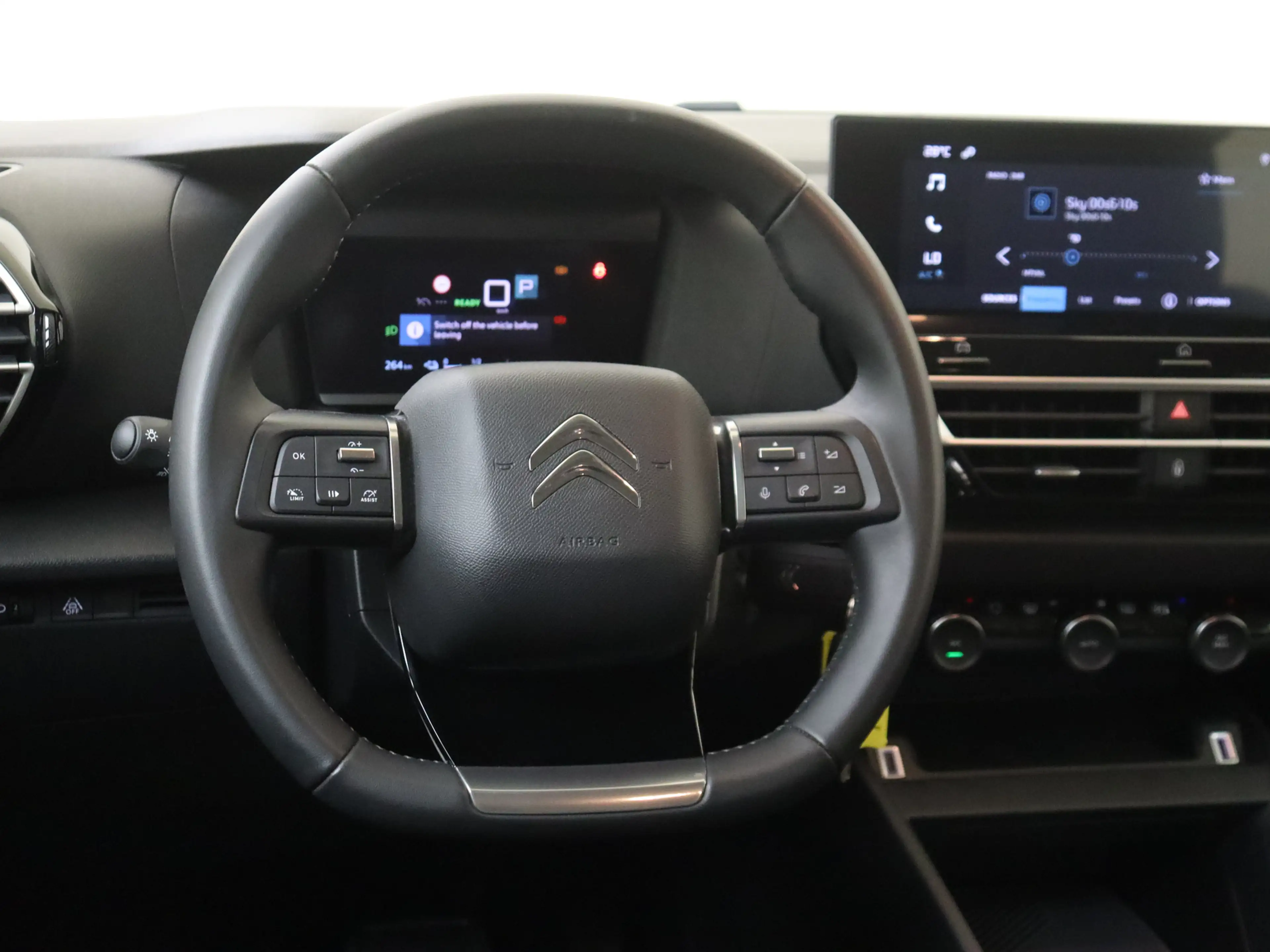 Citroen E-C4 Electric You 50 kWh | Camera | Clima | Carplay | — photo 6