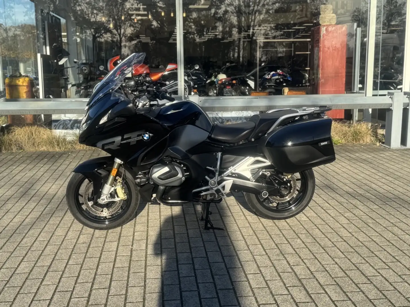 BMW R 1250 RT - Ex directie Zwart - 2