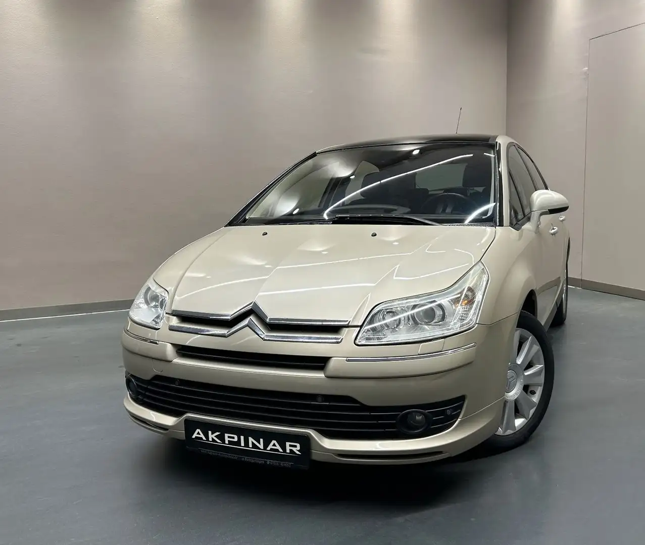 Citroen C4 1.6 HDi Exclusive **1.HAND**PANORAMA** Gold - 1