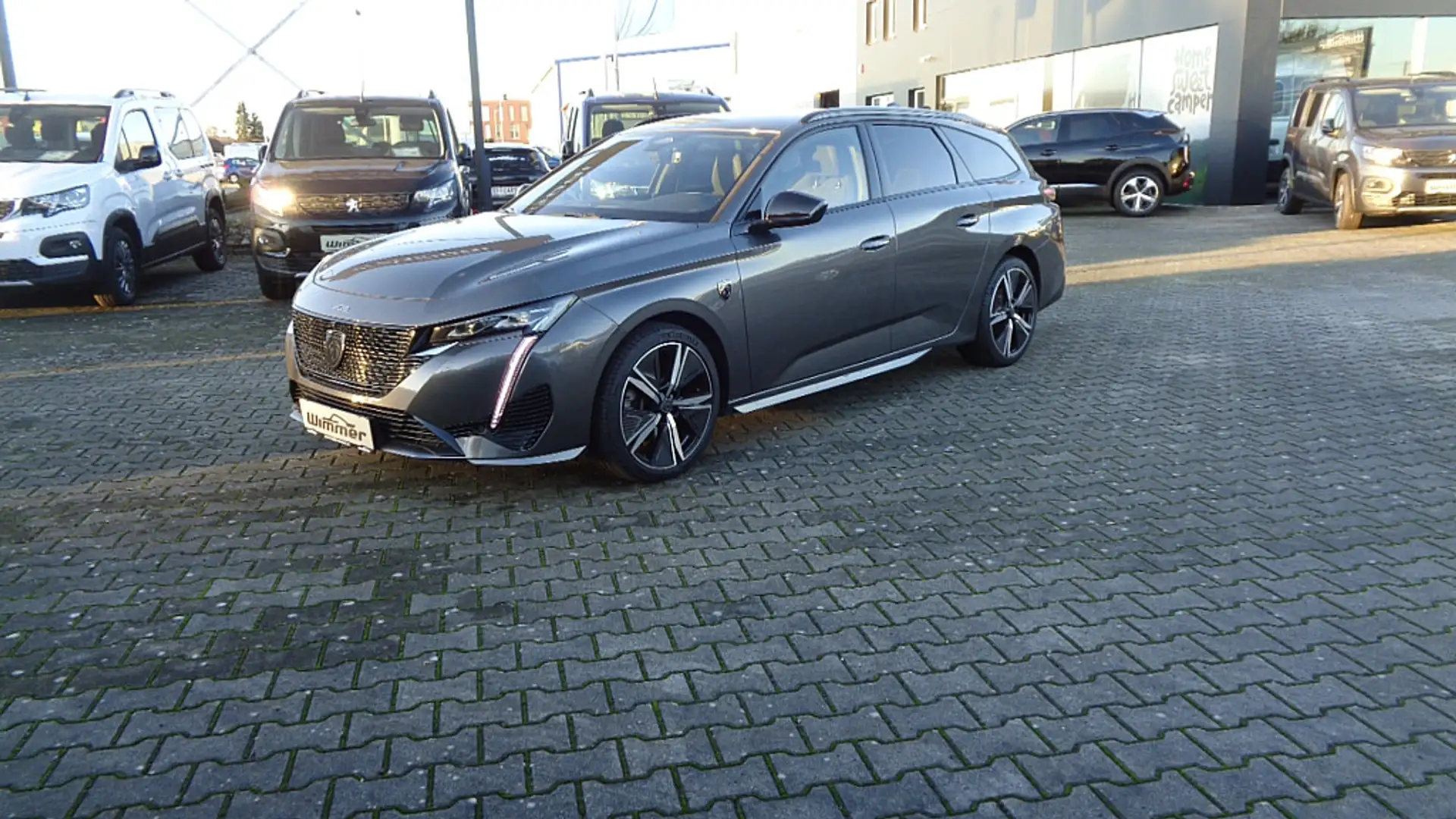 Peugeot 308 SW BlueHDi 130 S&S EAT8 GT Grau - 2