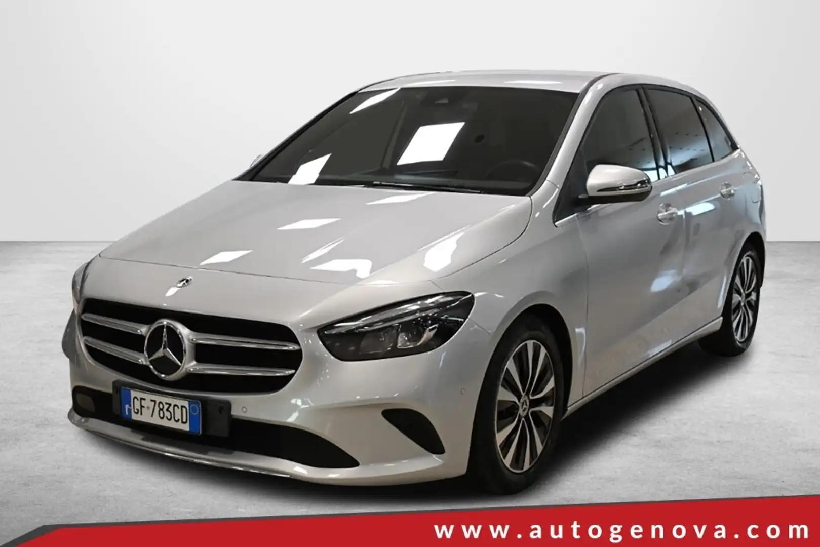 Mercedes-Benz B 180 B 180D 115CV AUTOM. BUSINESS EXTRA ( MIRROR - PDC Gris - 1