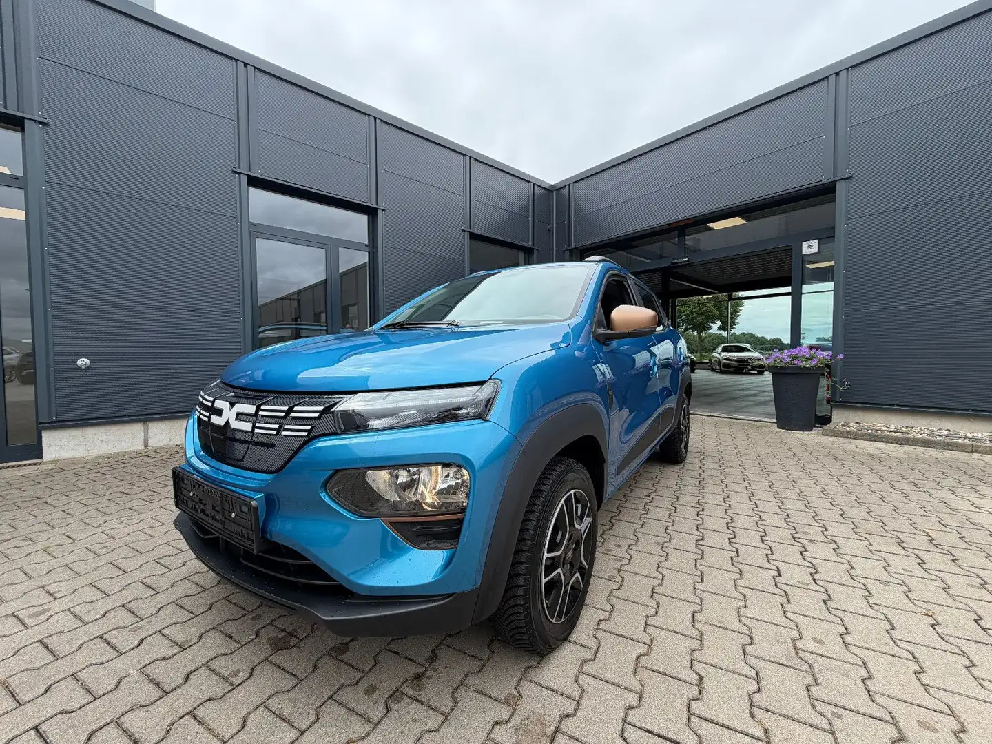 DACIA Spring