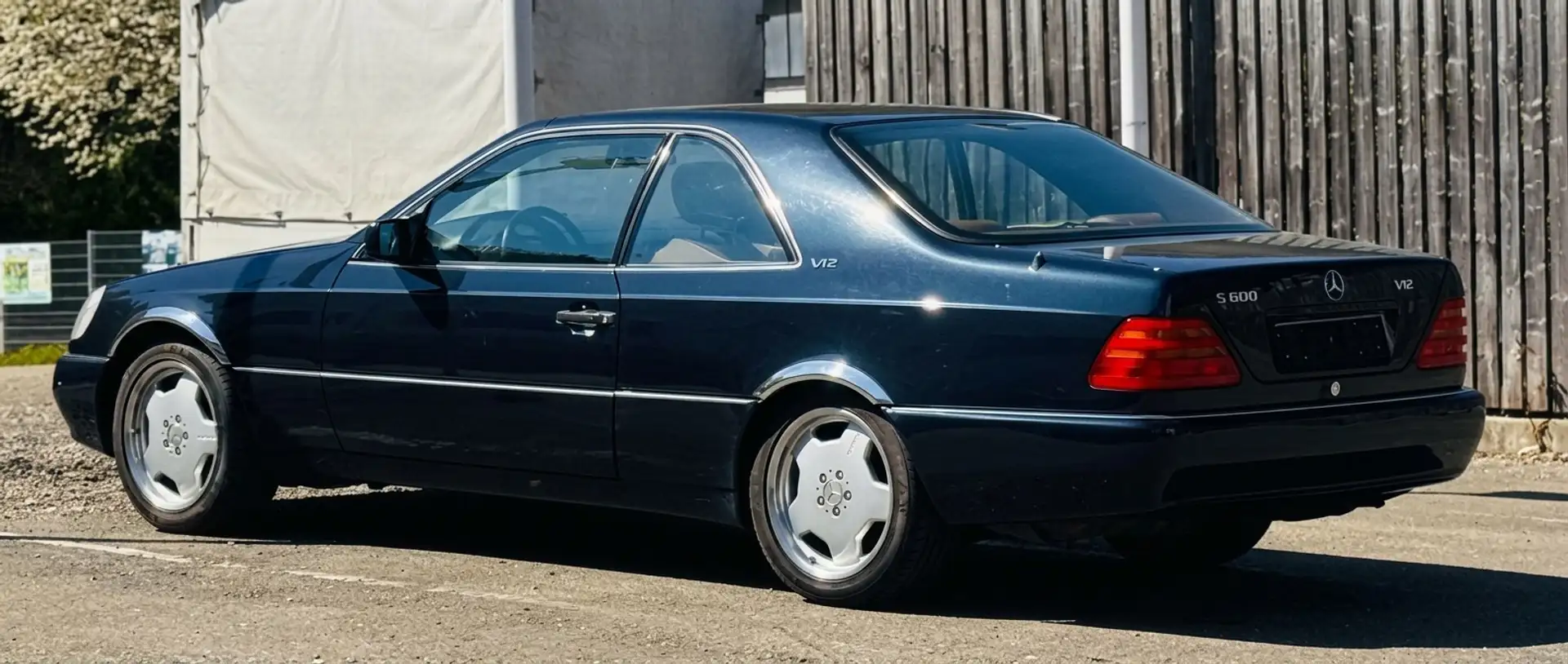Mercedes-Benz 600 S 600 C Blau - 2