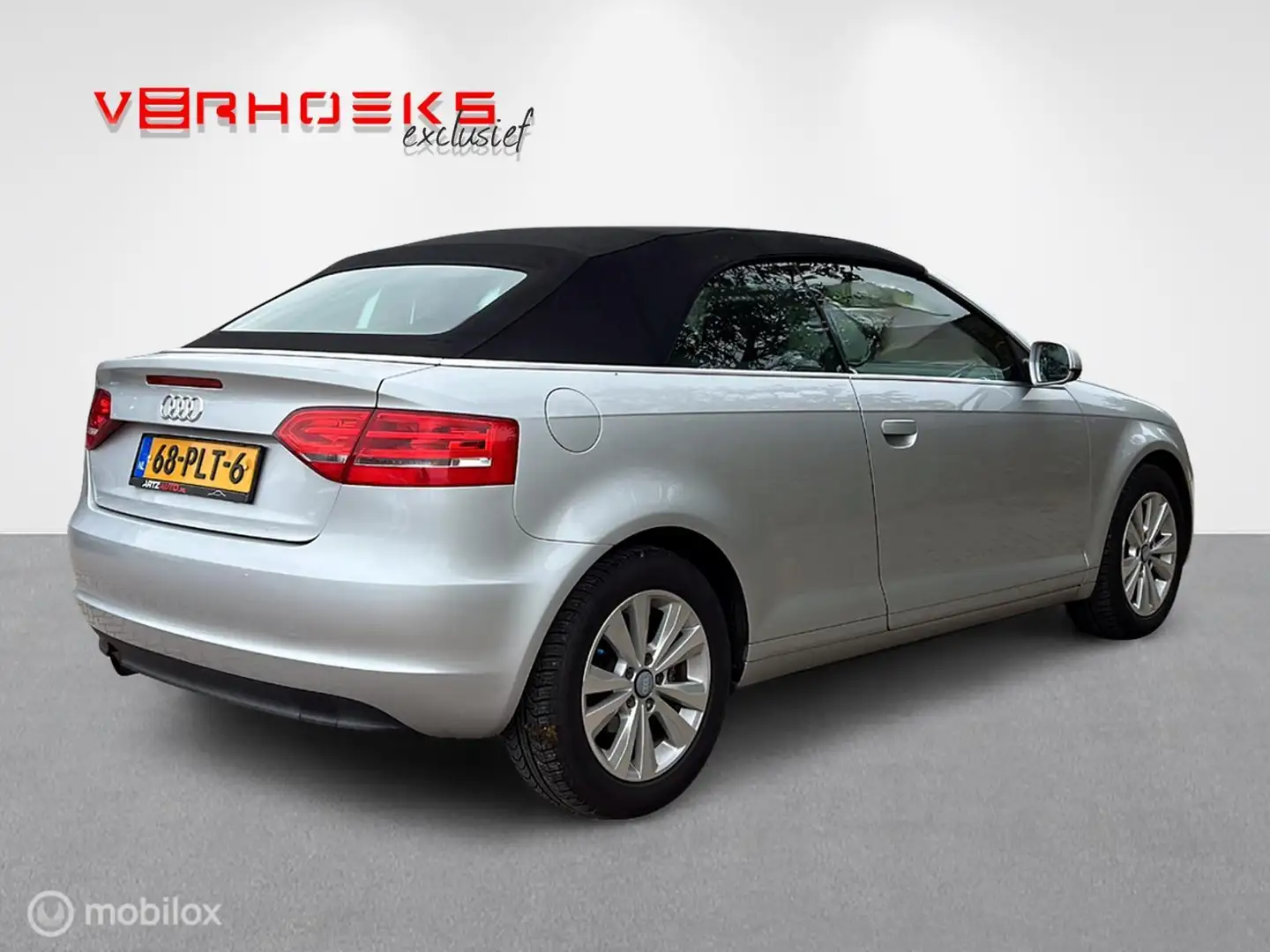 Audi A3 Cabriolet 1.2 TFSI Attraction Pro Line Grijs - 2