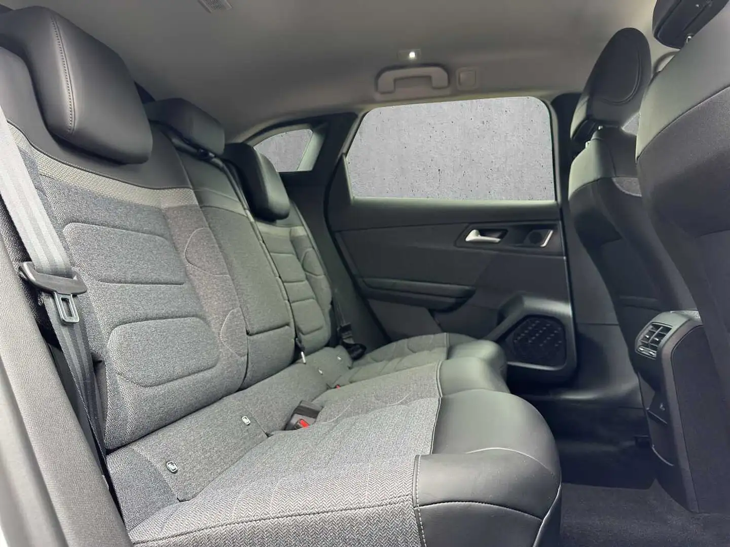 Citroen C5 X 1.2 PureTech You //Navi/Kamera/Sitzheizung Biały - 2