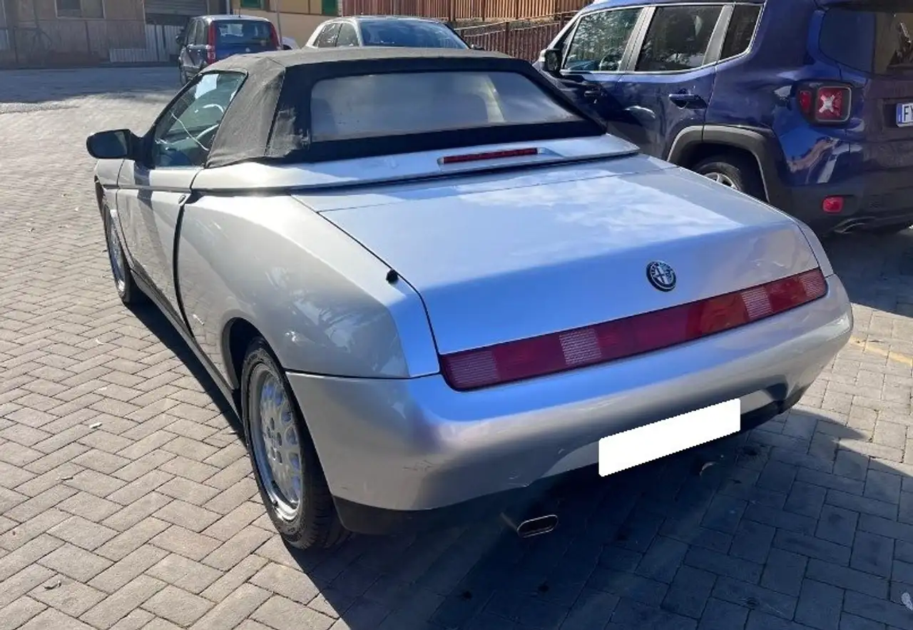Alfa Romeo Spider 2.0 ts 16v Lusso, foto 4