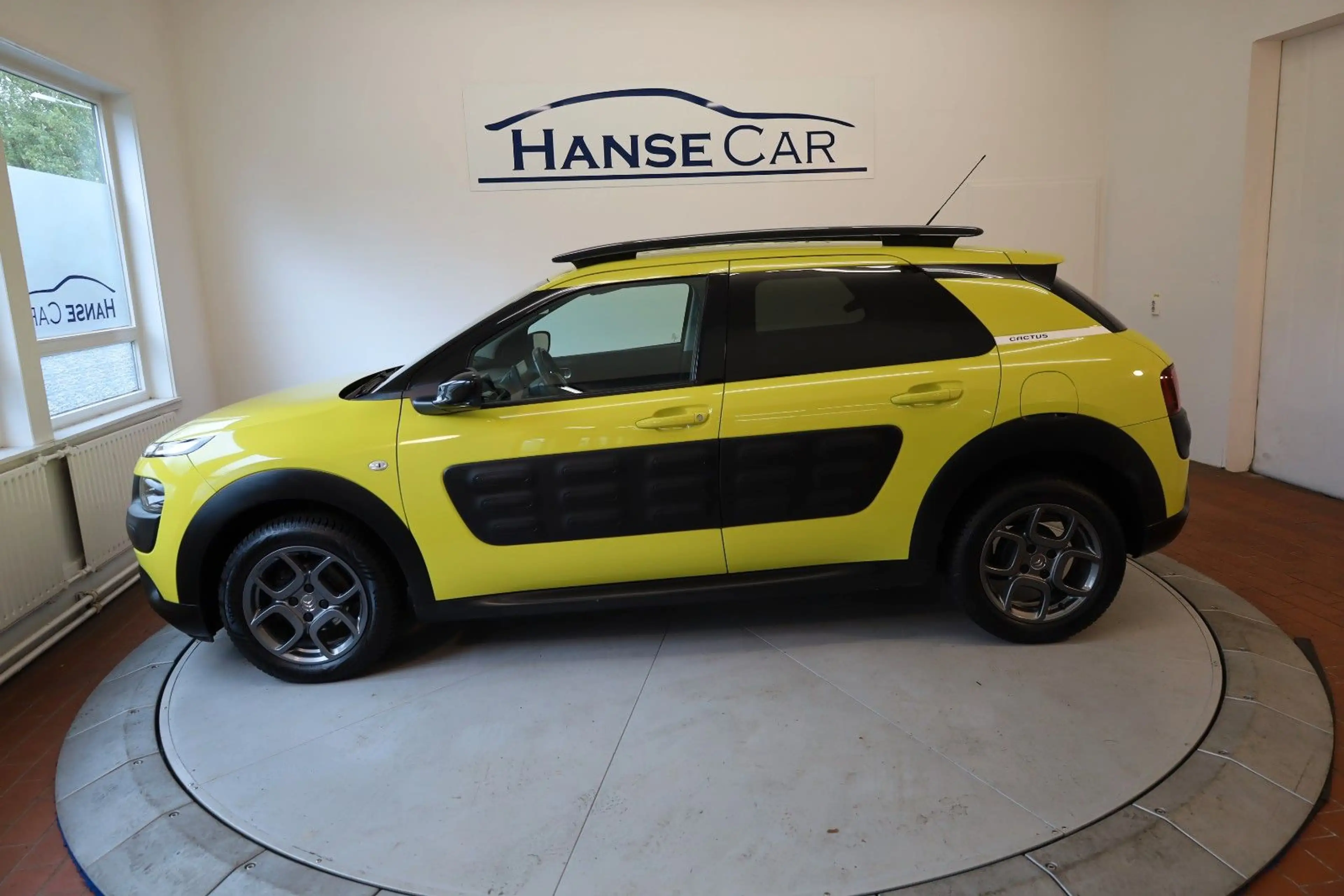 Citroen C4 Cactus Selection/ Navi /PDC / Garantie ! — photo 3