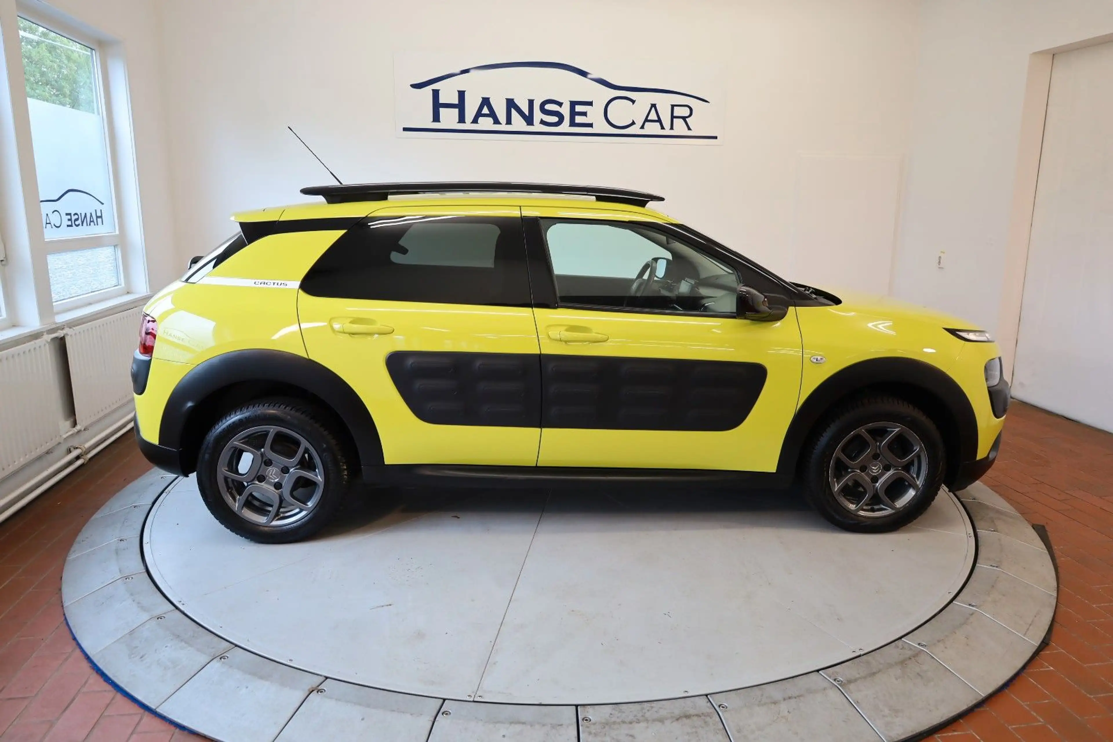 Citroen C4 Cactus Selection/ Navi /PDC / Garantie ! — photo 4