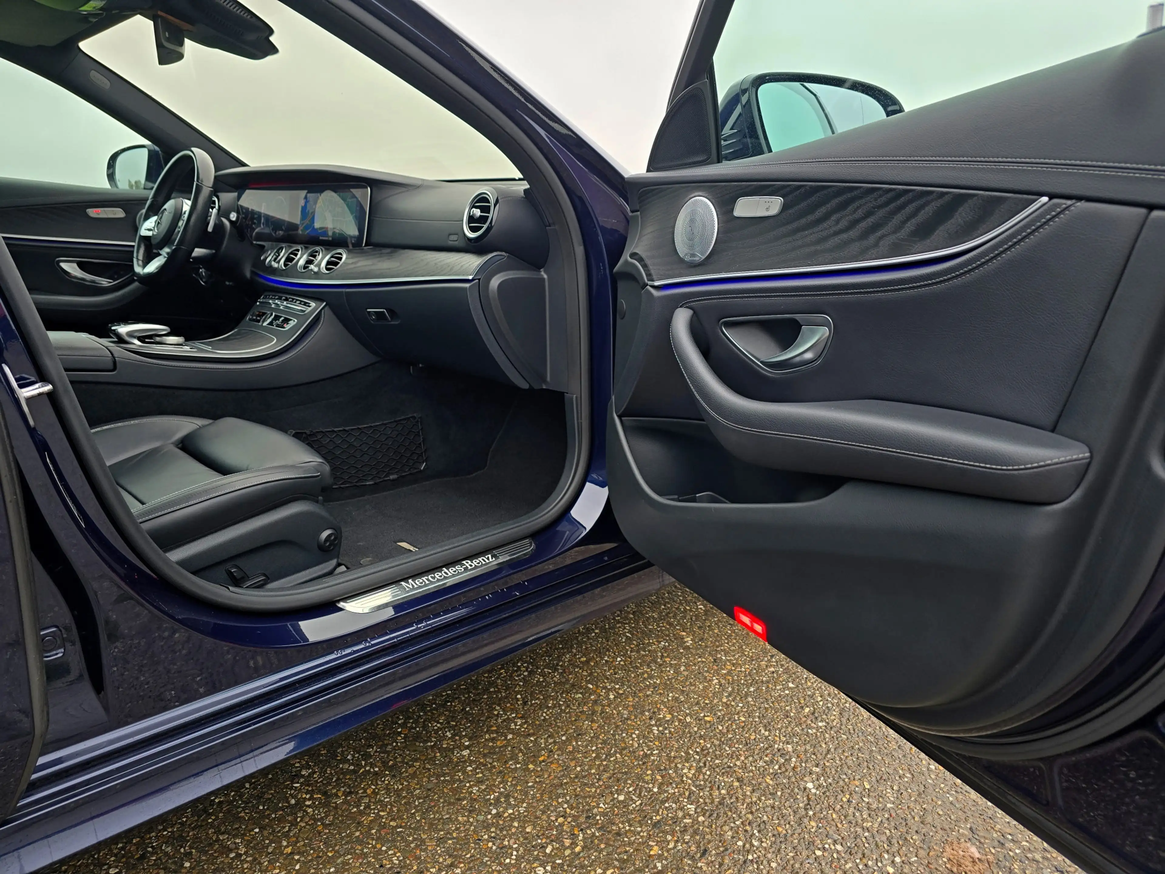 Mercedes-Benz E 400 400d 4Matic Premium Plus - 340 Pk - Euro 6 - Leder — photo 10
