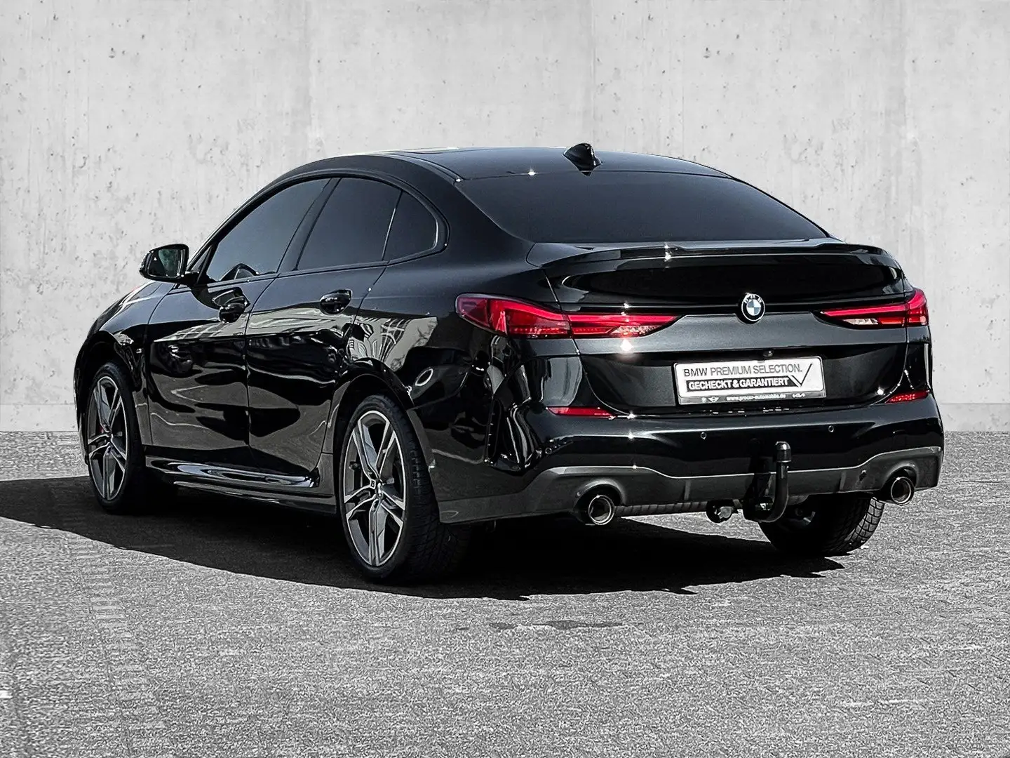 BMW 220 i Gran Coupé M Sport Aut. PANO DA PA AHK H/K 18" Schwarz - 2